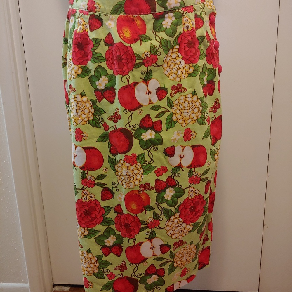 Voodoo Vixen Apple Print Pencil Skirt Xl